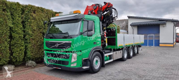 Camion macara Volvo