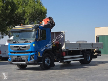 Camião grua Volvo