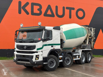 Camion béton toupie / Malaxeur Volvo