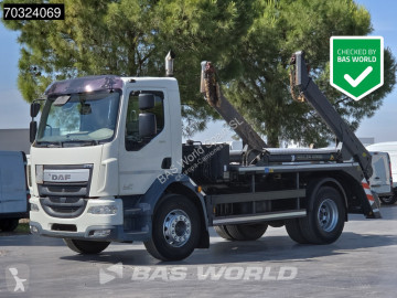Camião multi-basculante DAF