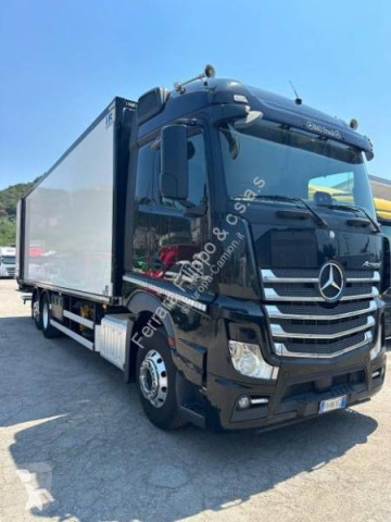 MercedesActros2548