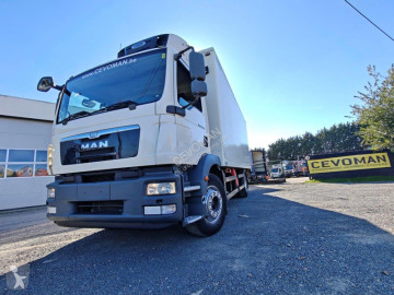 Грузовик MAN TGM 18.290 Carrier Supra 750 Mt