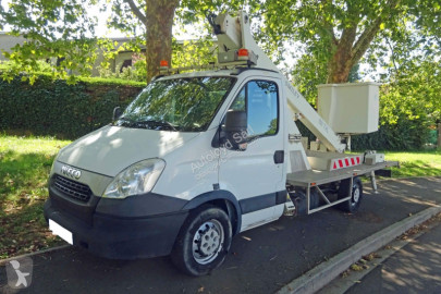 Nyttfordon korg Iveco