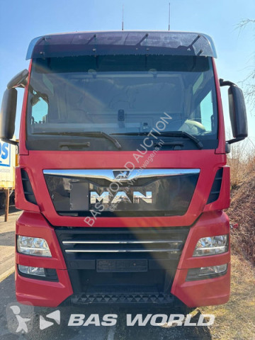 MAN