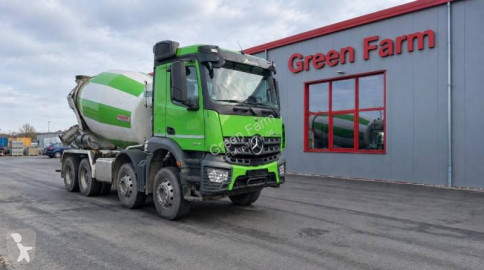 MercedesArocs3240