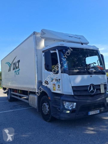 MercedesActros1830
