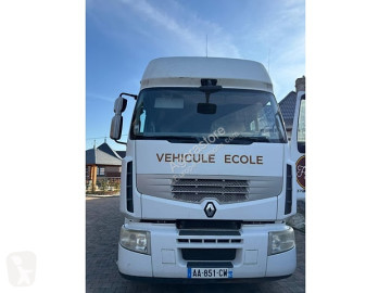 Camião Renault PREMIUM