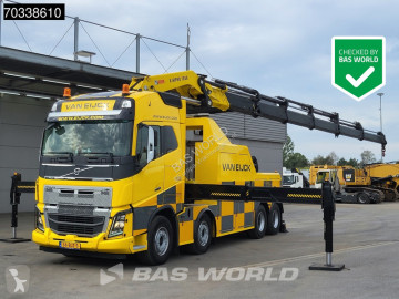 Camión grúa Volvo