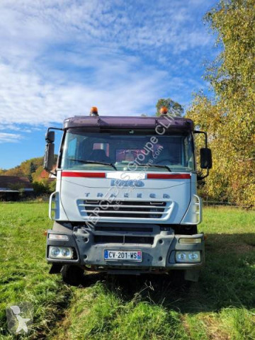 Camión portacontenedor de gancho Iveco