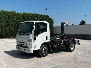 IsuzuP75