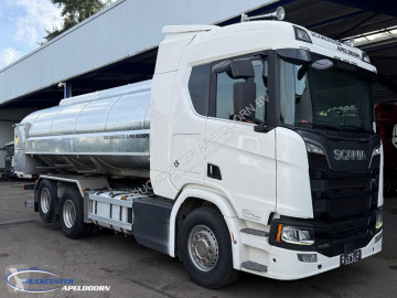 Lastbil tank Scania