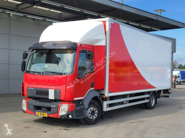 شاحنة Volvo FL10 210
