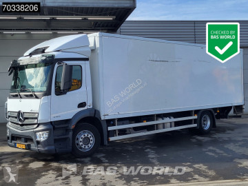 Lastbil transportbil Mercedes
