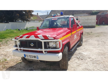 Ciężarówka wóz strażacki Nissan