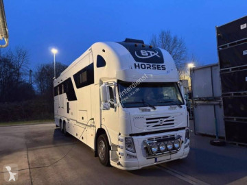 Camion trasporto di cavalli Volvo