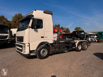 Camion multibenne Volvo