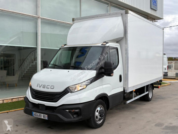 Camion fourgon Iveco