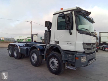 MercedesActros4141