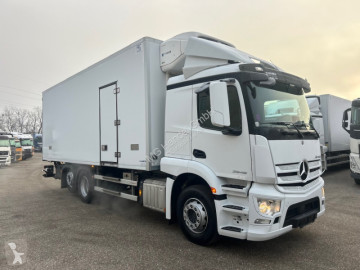 Camion frigo Mercedes