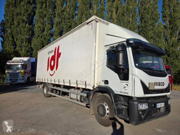 Iveco tautliner truck