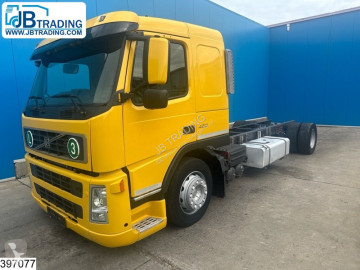 Camion châssis Volvo