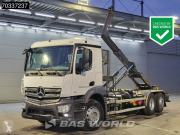 Camion polybenne Mercedes