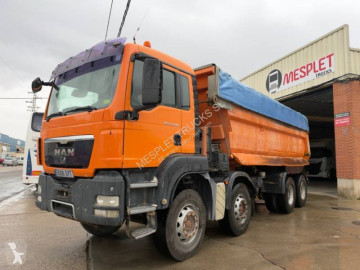 Camion benne Enrochement MAN