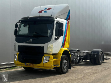 Camion châssis Volvo