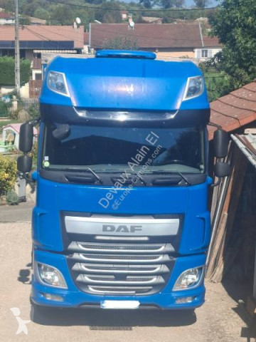 DAF tautliner truck