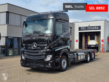 Camion châssis Mercedes