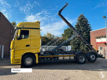 Camion polybenne Mercedes