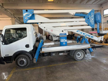 Camion nacelle Socage