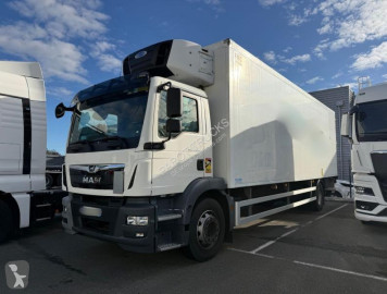 Camion frigo MAN