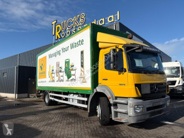 Camion fourgon Mercedes