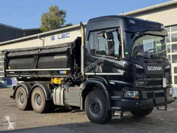 Camion tri-benne Scania
