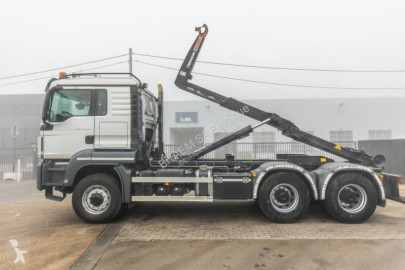 Camion polybenne MAN