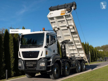 Camion benne MAN
