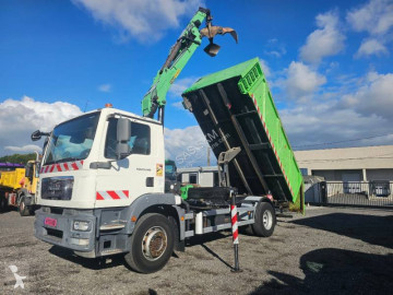 Camion benne MAN