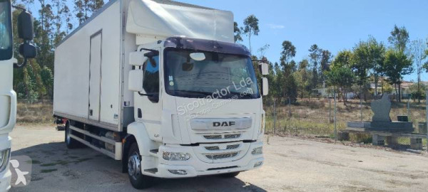 DAF moving box truck