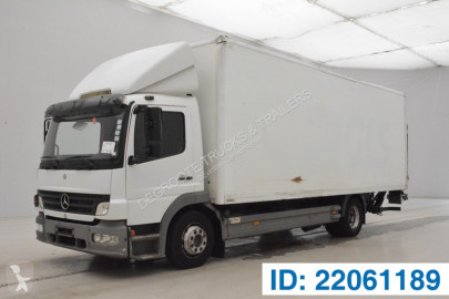 Camion fourgon Mercedes