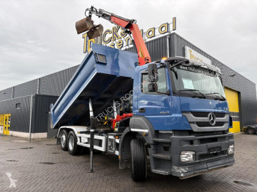 Camion grue Mercedes