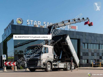 Camion benne Volvo