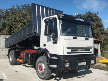 Camion tri-benne Iveco