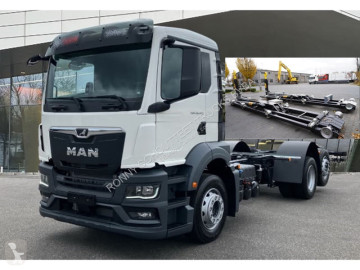 Camion polybenne MAN neuf