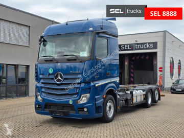Camion châssis Mercedes