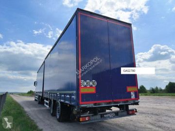 Mercedes tautliner truck