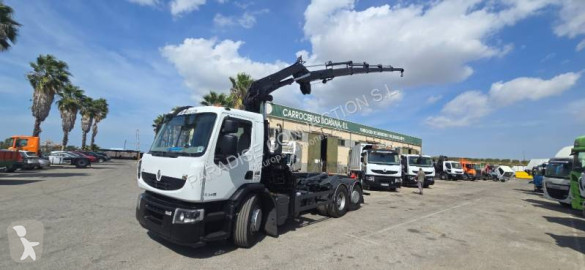 Renault hook arm system truck