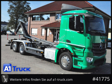 Camion polybenne Mercedes