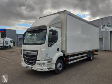 DAF plywood box truck