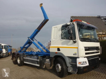 Camion porte containers DAF